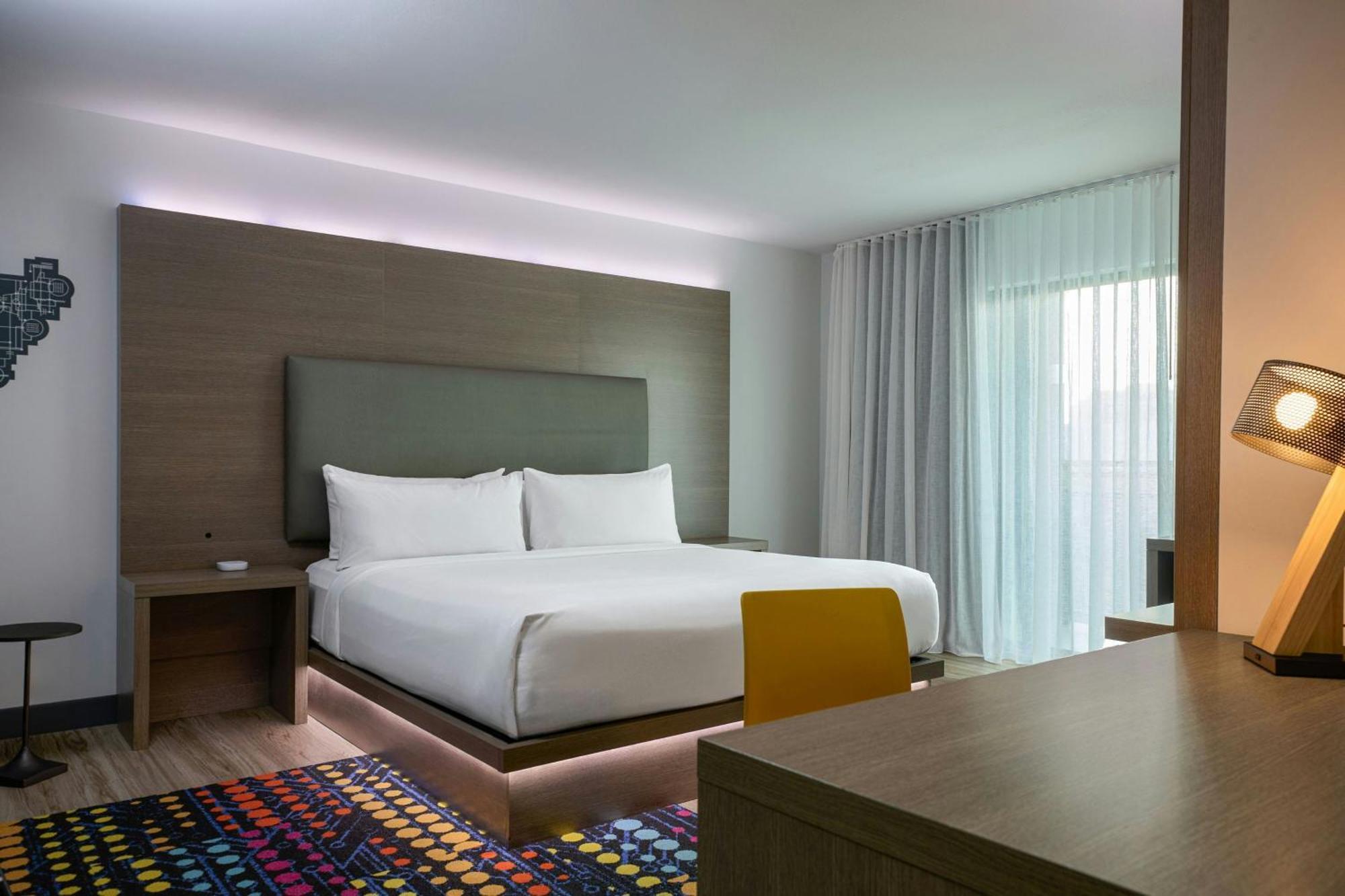 Hotel Aloft 3*