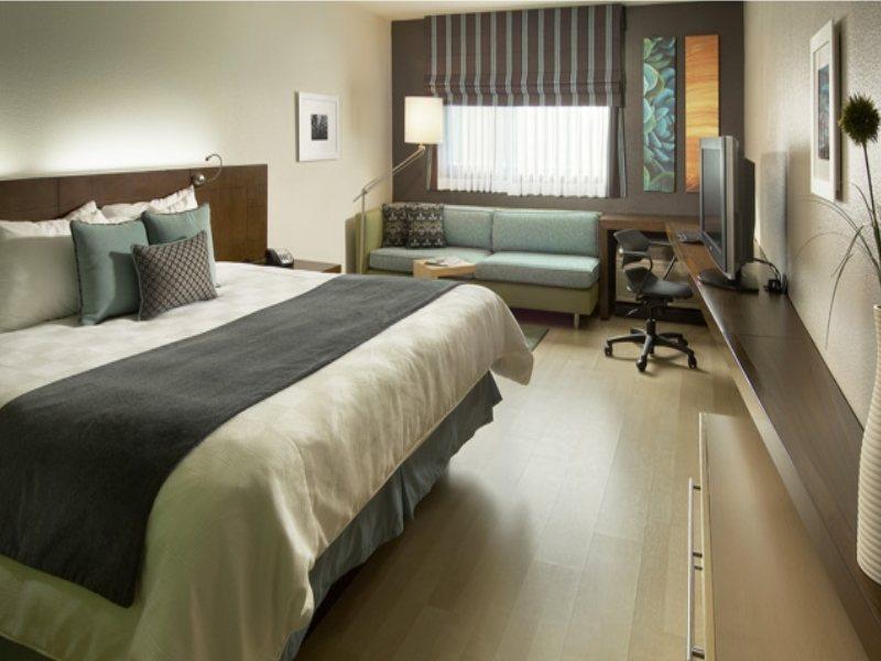 Hotel Aloft 3*