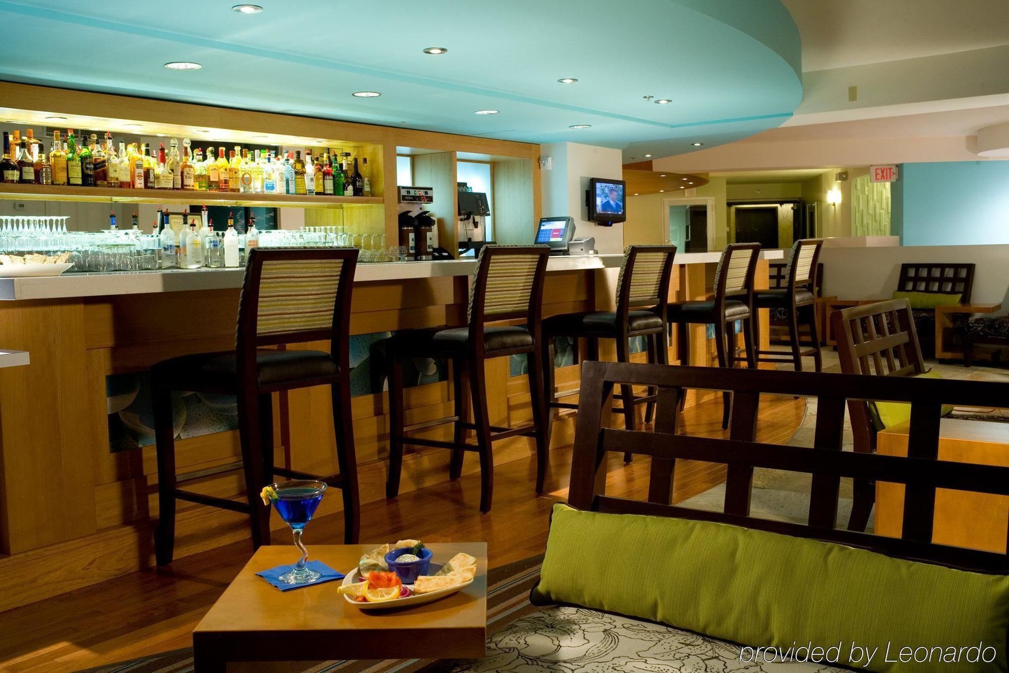 Aloft Hotel 3*